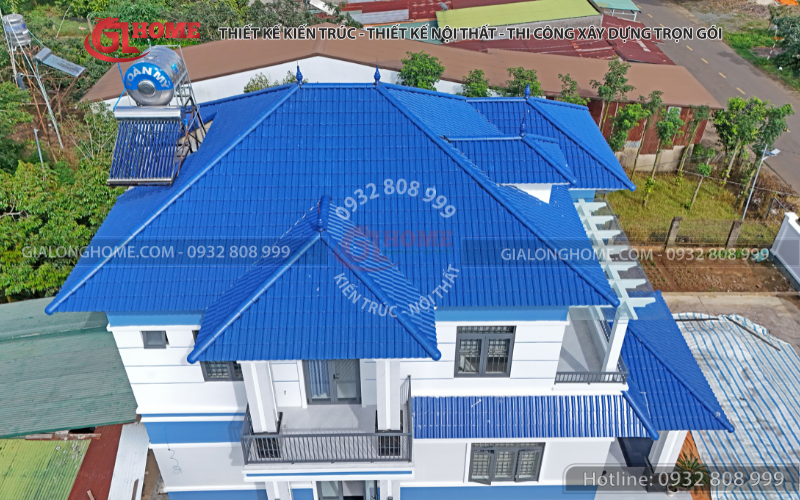 Nhà 2 tầng mái Nhật hiện đại của Chú Trường