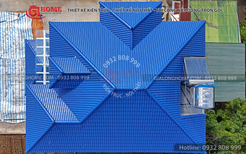 Nhà 2 tầng mái Nhật